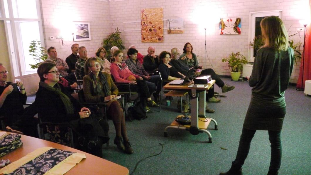 Emily-Jane Lowe spreekt in Den Dolder over leven zonder afval - GroenLinks Zeist